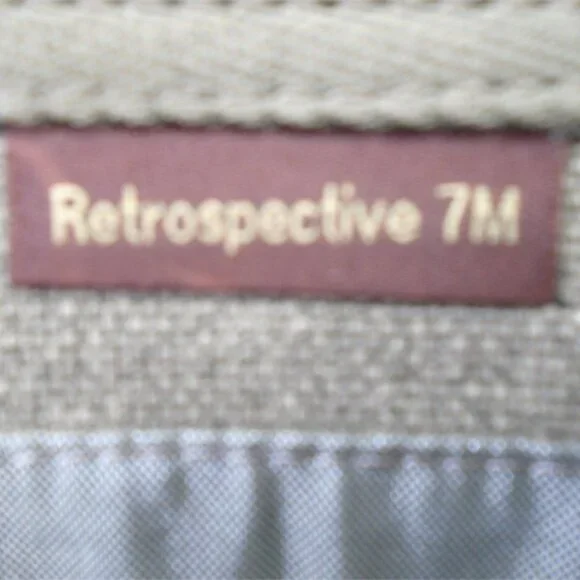 Think Tank NWOT Photo Retrospective 7M Pinestone Camera Shoulder Bag, W-14 H-9